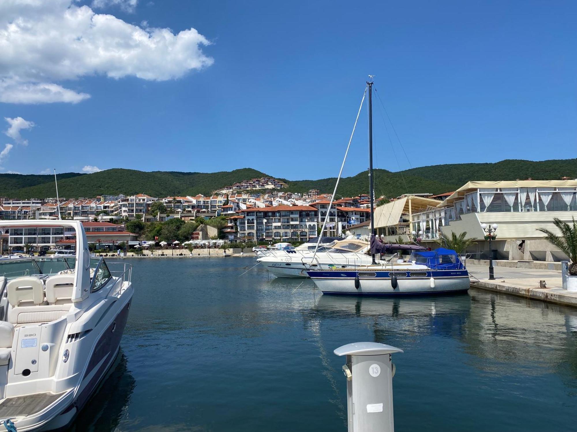 Garden Of Eden B3-2 Private One Bedroom Apartment Sveti Vlas Exterior photo